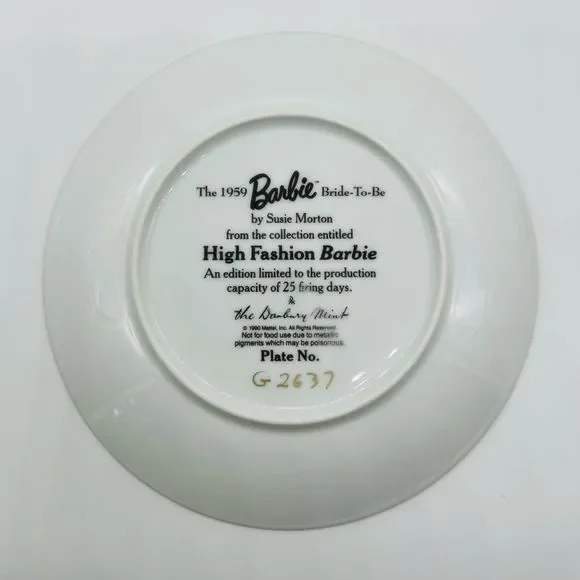 Barbie Collectible Plate Set - Picture 2 of 10